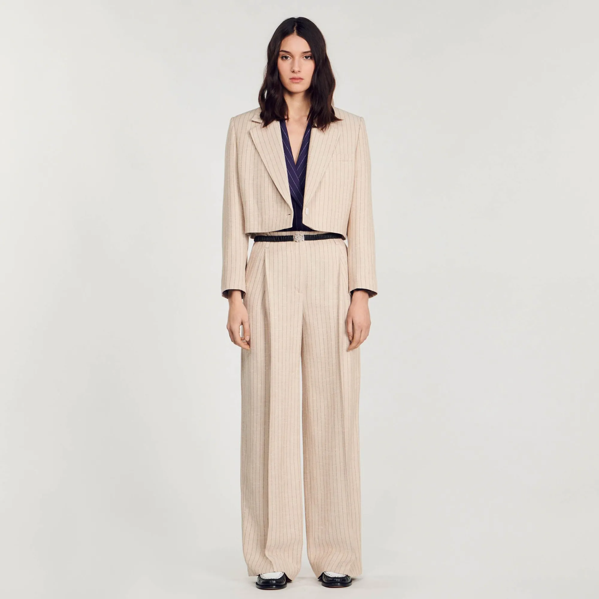 chaqueta_corta_a_rayas_1.webp Trajes<Sandro Paris Chaqueta Corta A Rayas
