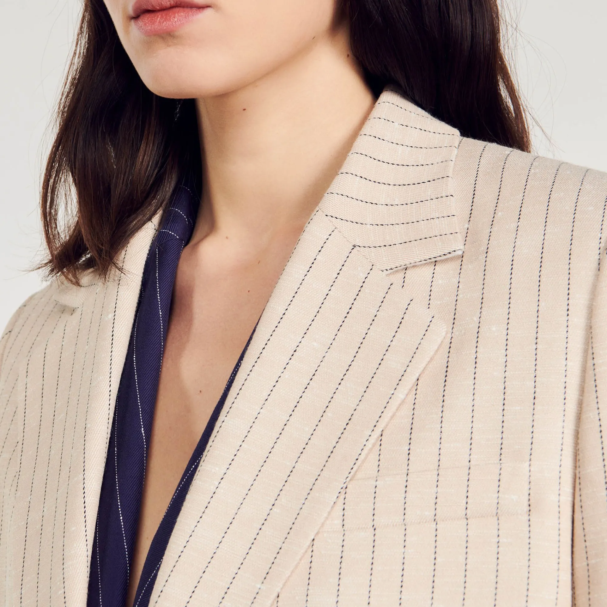 chaqueta_corta_a_rayas_2.webp Trajes<Sandro Paris Chaqueta Corta A Rayas