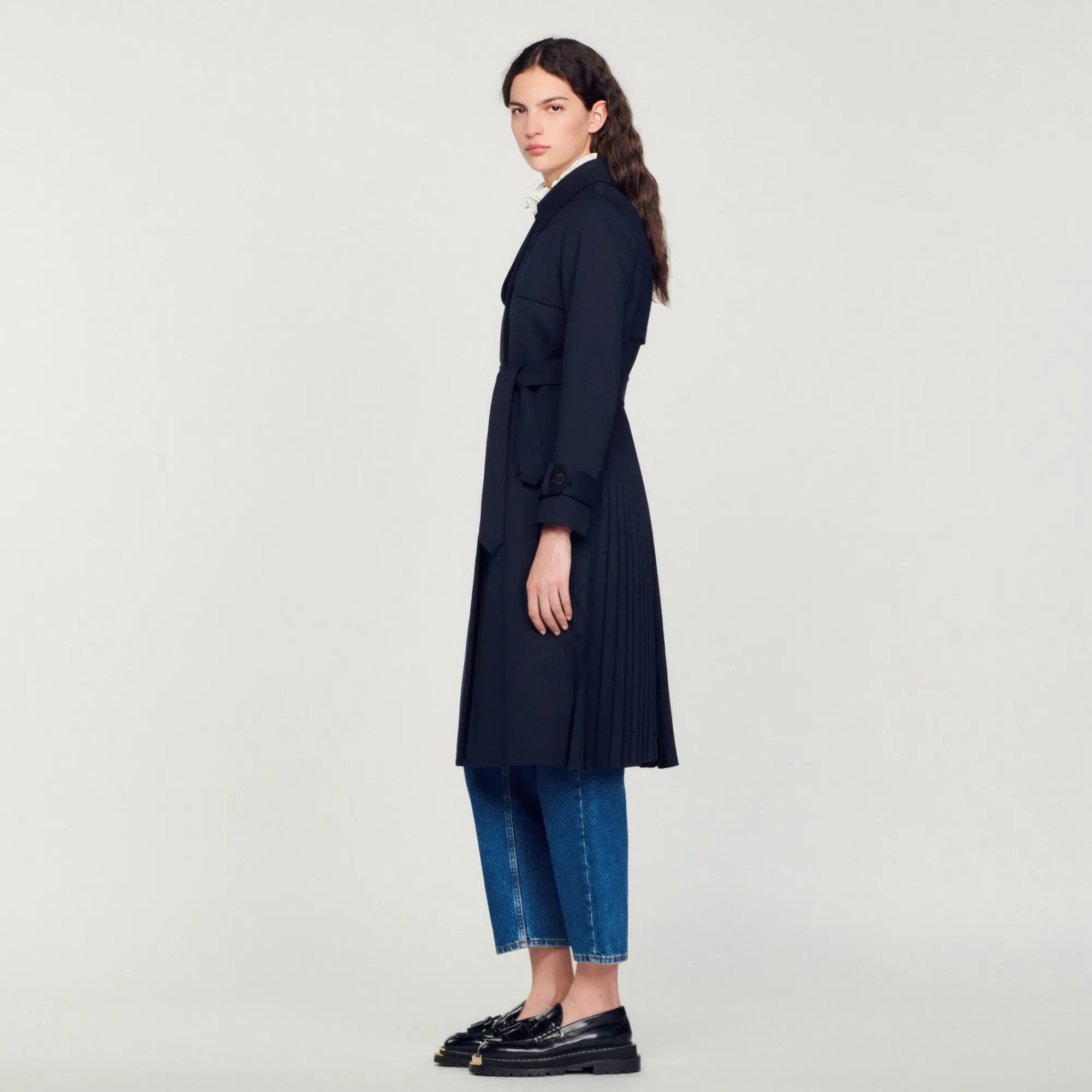 gabardina_con_inserto_plisado_5.webp Abrigos<Sandro Paris Gabardina Con Inserto Plisado